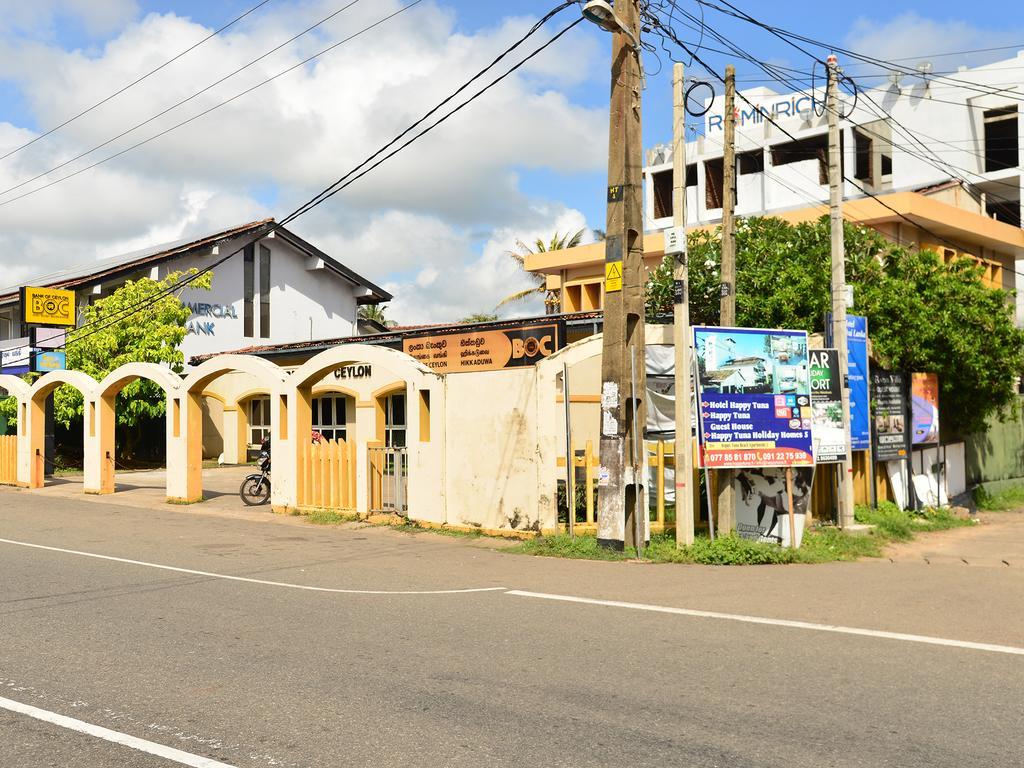 Hotel Happy Tuna Hikkaduwa Exterior photo